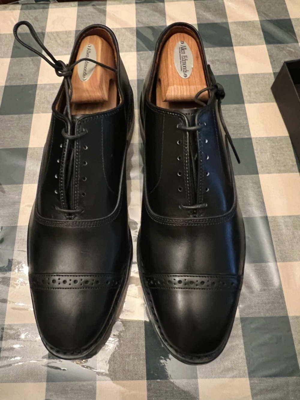 NIB Allen Edmonds Fifth Avenue Black Cap-Toe Oxford 8E Mens shoes Dainite Soles